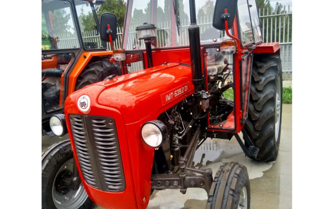 Јавни позив за подношење захтева за субвенционисану доделу заштитног рама за употребљавани трактор
